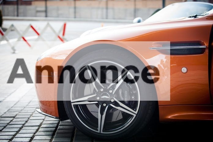 aston-martin-1853424_960_720 aston-martin-1853424_960_720
